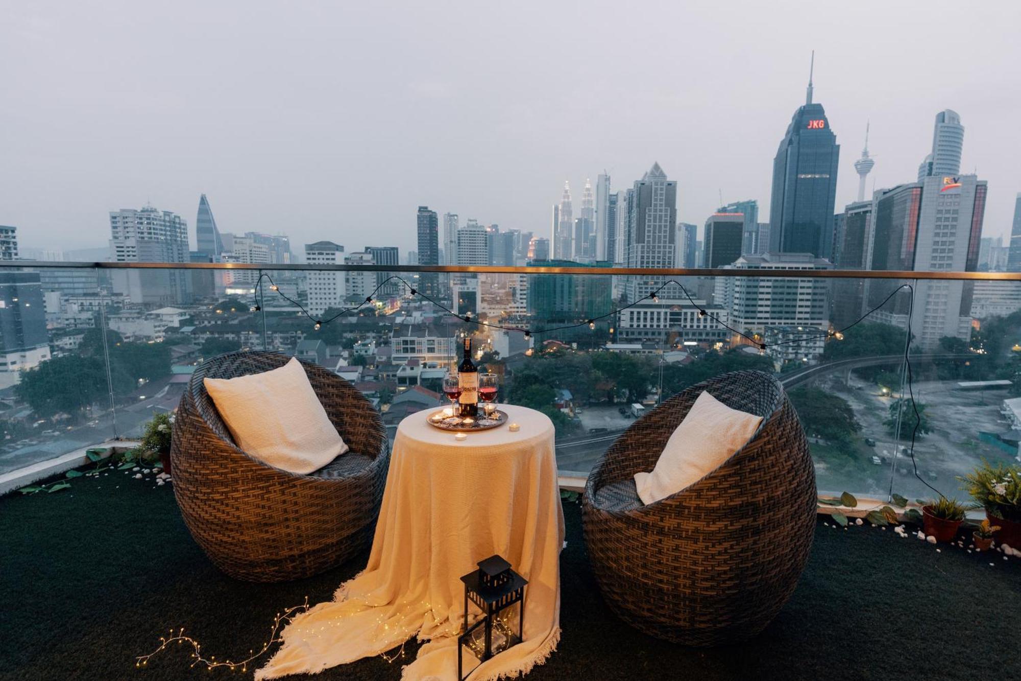Naibnb In Regalia Residence Kuala Lumpur Kültér fotó